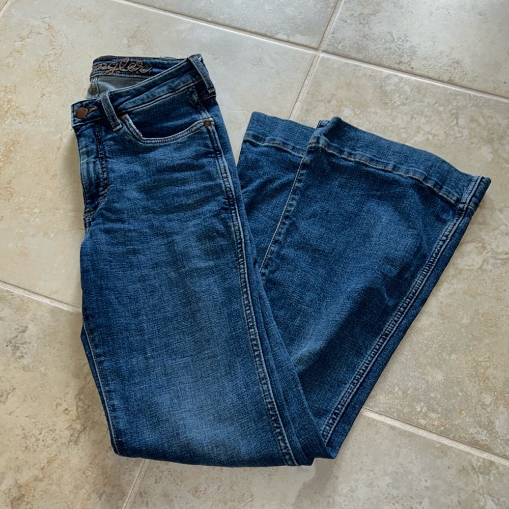 Women’s wrangler jeans